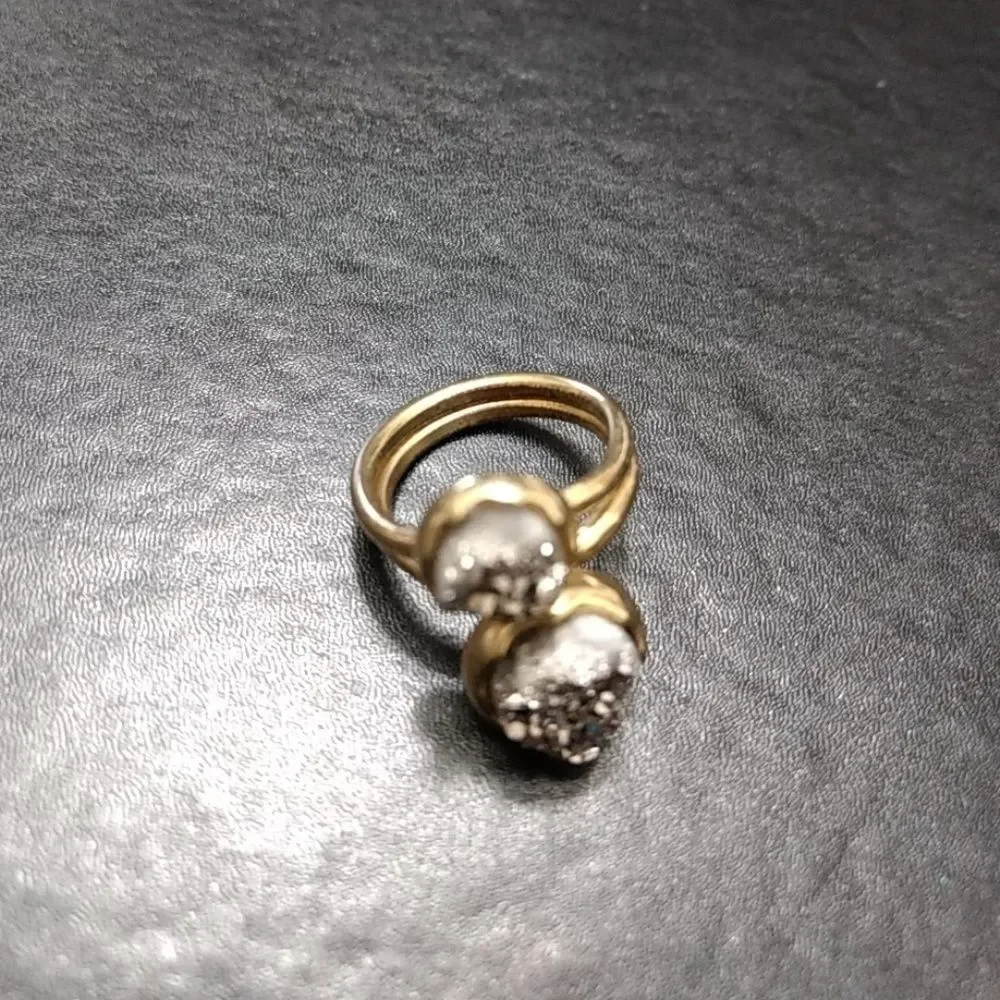 Gold tone sparkly druzy ring size 7